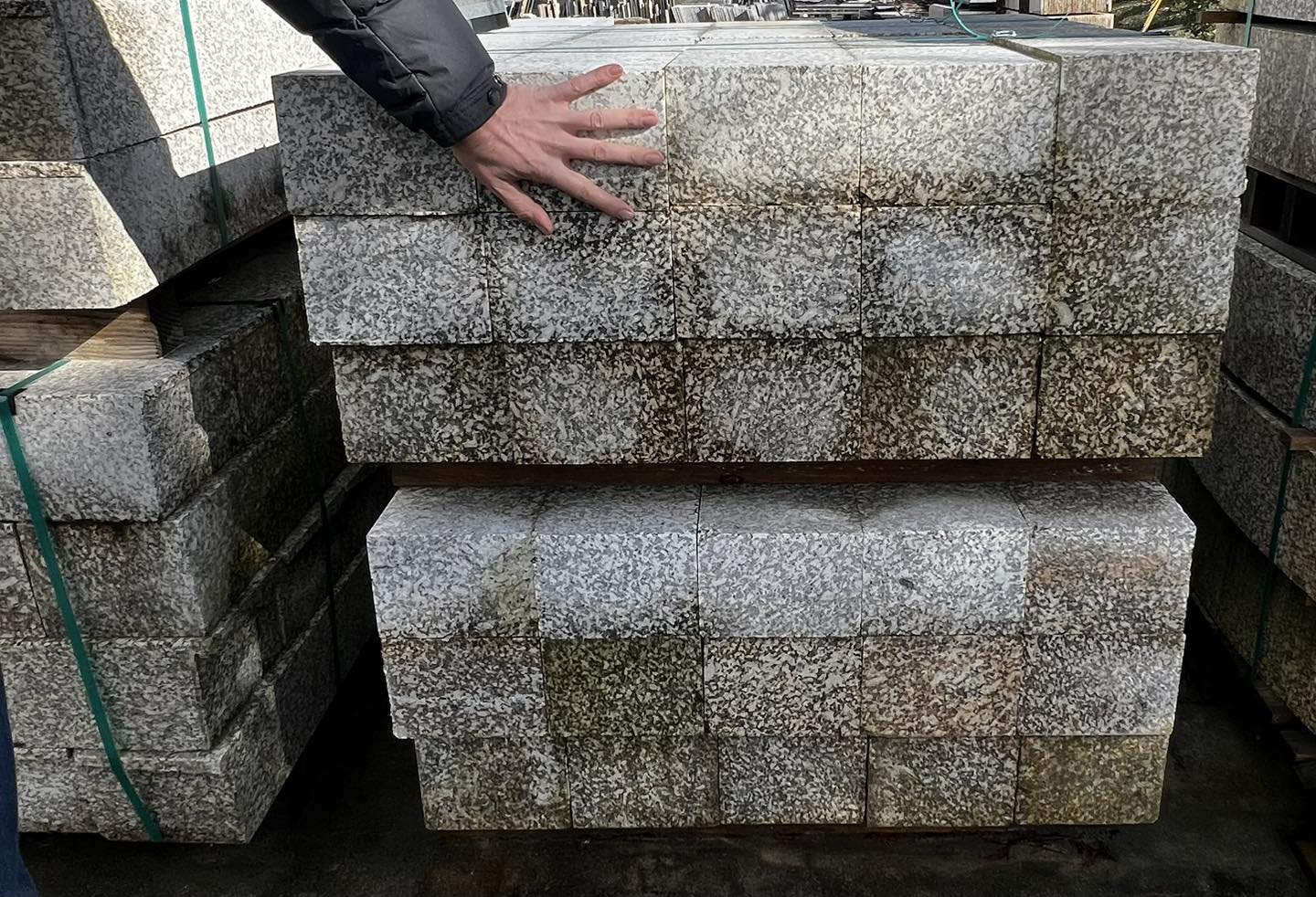natural stone suppliers